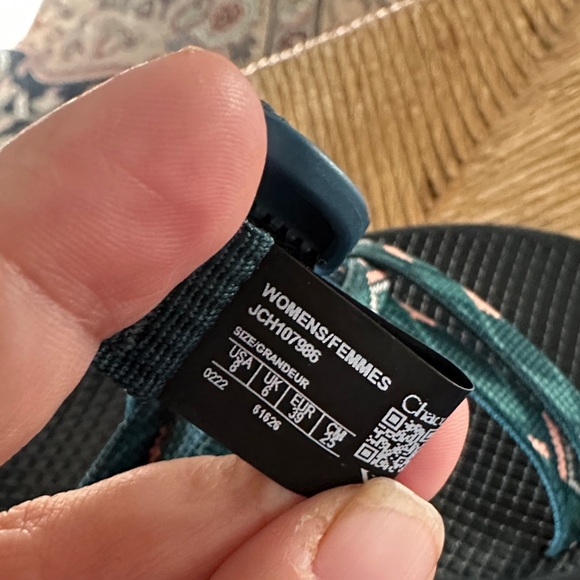 Chaco woman’s zcloud Dark Teal and Black x Warren pine adventure Sandals - Picture 9 of 11